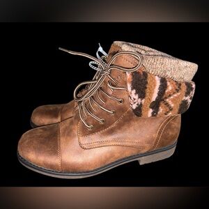 Cliffs by White Mountain Duena Combat Boots Brown Women’s Hiking Boots size 10